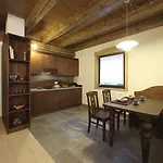 شقة Zoncolan Sùtrio