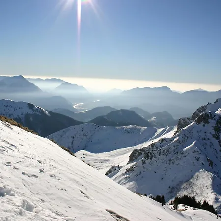 Zoncolan شقة Sùtrio